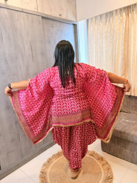 Magenta Ikat Leaf Print Kaftan Set