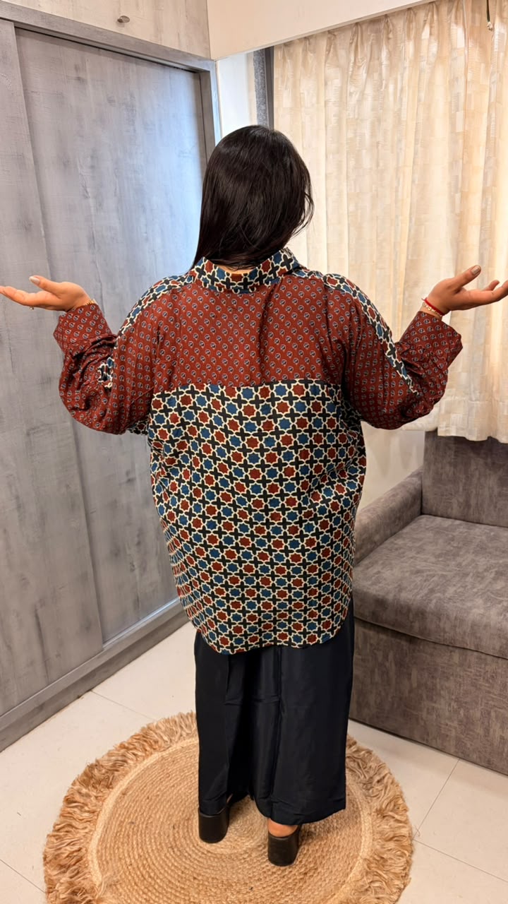Star Tile Print Oversized Shirt Co-ord - Image 2